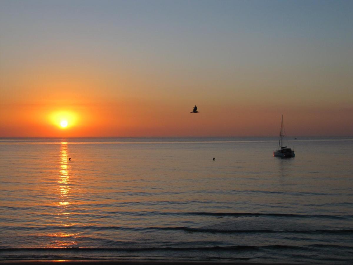 Excepcional Apartamento Amanecer Al Borde De Playa Y Mar, En Chalet Roquetes Alicante Exterior photo